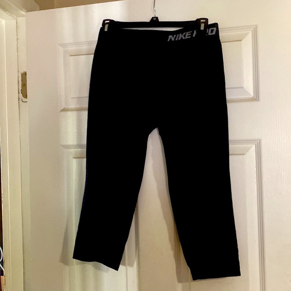 Black women NIKE PRO Medium size - Picture 1 of 6